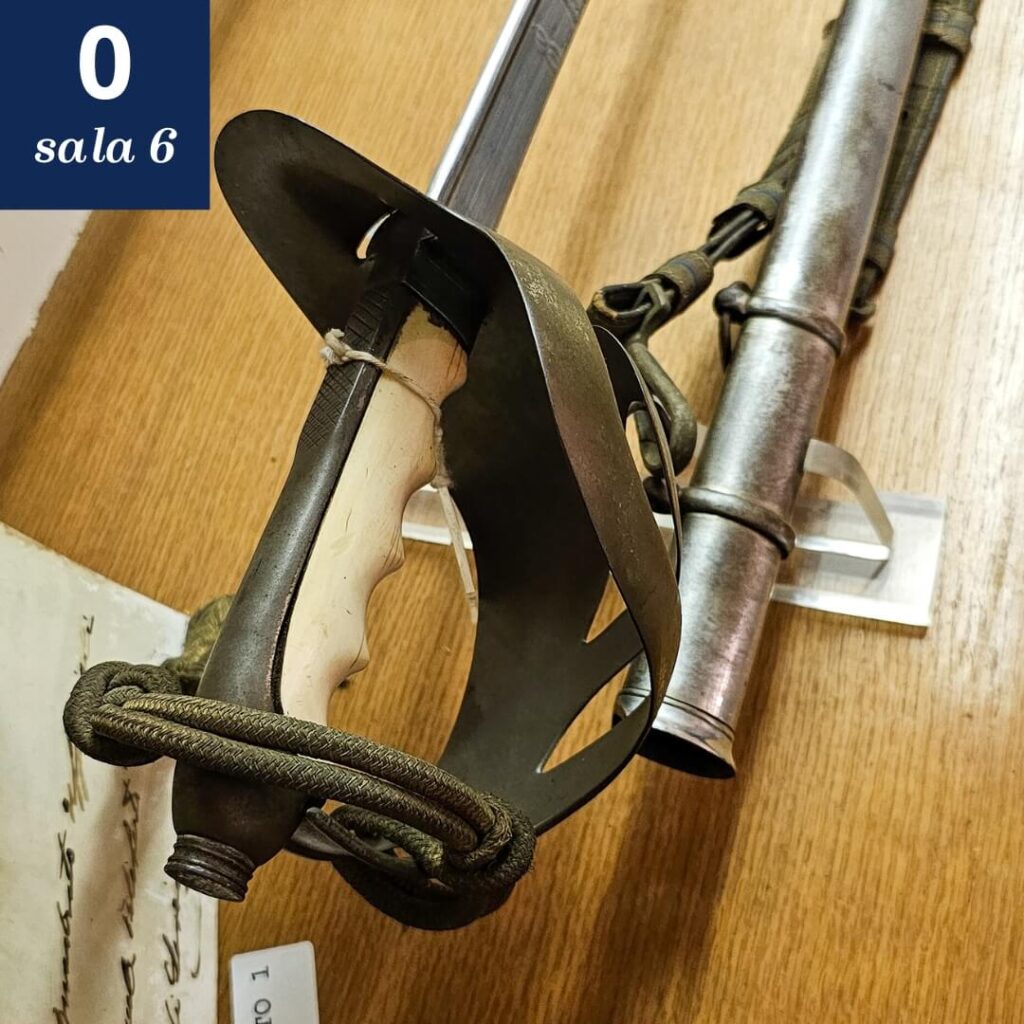 MUNAV_percorso visita_ sala6_ Impugnatura sciabola Emanuele Filiberto di Savoia